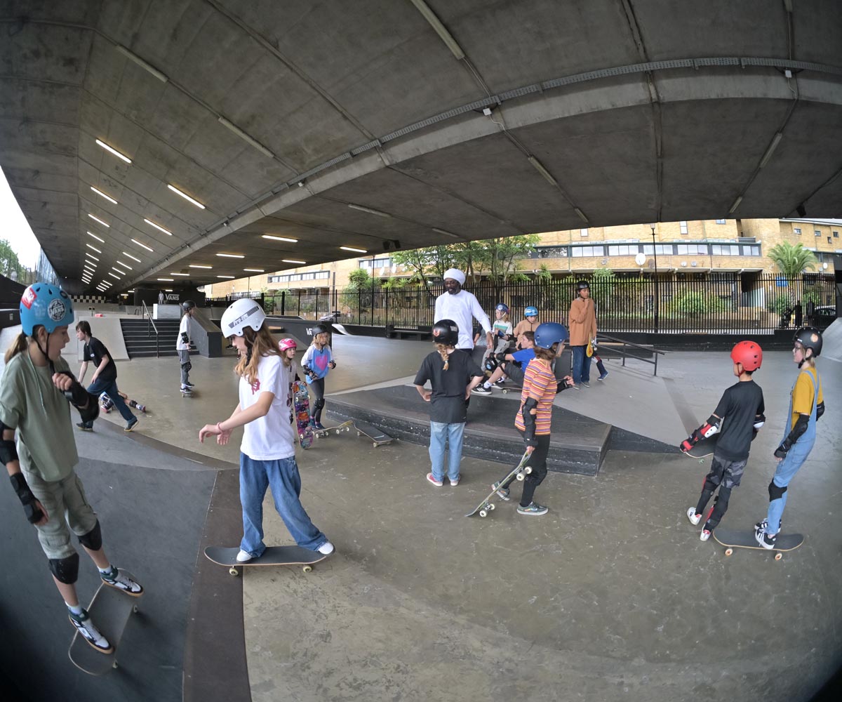 BAYSIXTY6 Skate Park LEARN TO SKATEBOARD