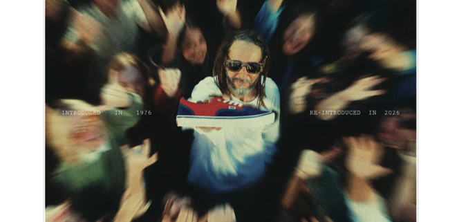 Vans Era at BAYSIXTY6 Skate Shop Tony Alva